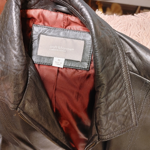 Leather jacket - Picture 2 of 3